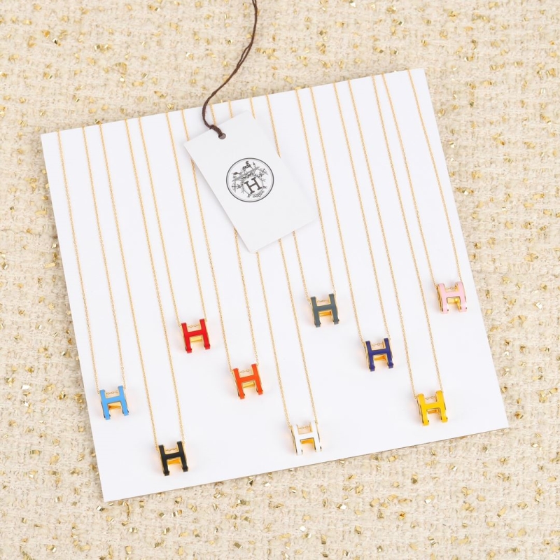 H**mes necklaces